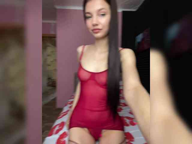 StrawberryGirl webcam