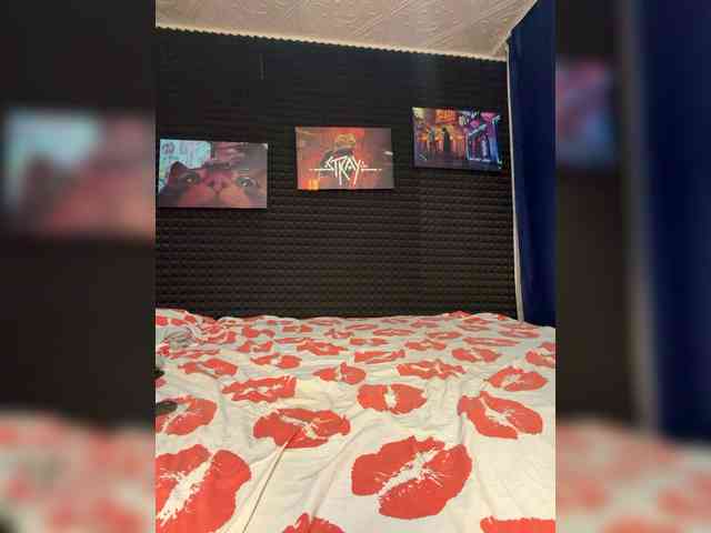 StrawberryGirl- webcam