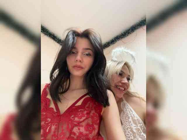 StrawberryGirl- webcam