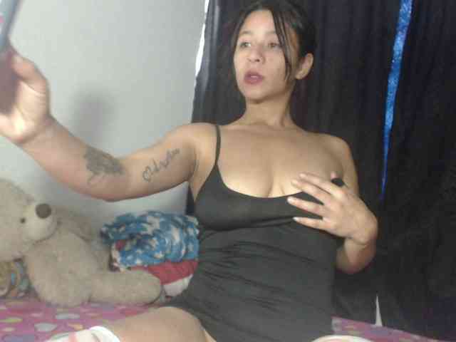 nathasha_15 webcam