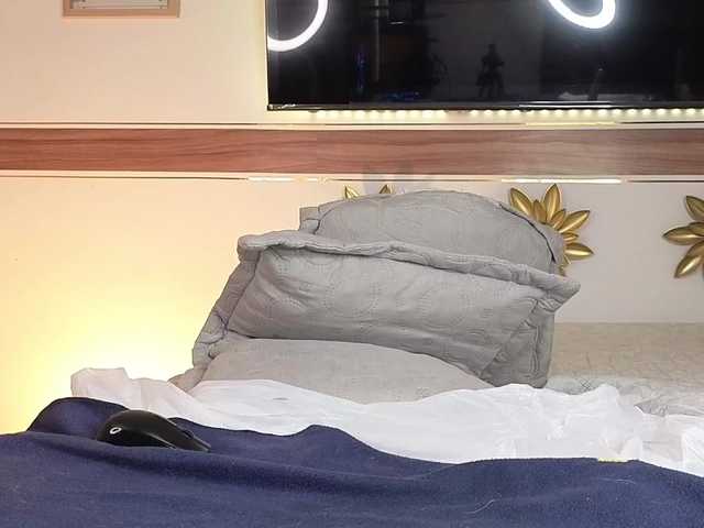 ginebranova's BongaCams show and profile