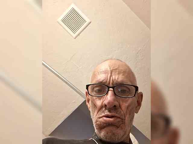 stripcam915-1 Live Webcam on BongaCams