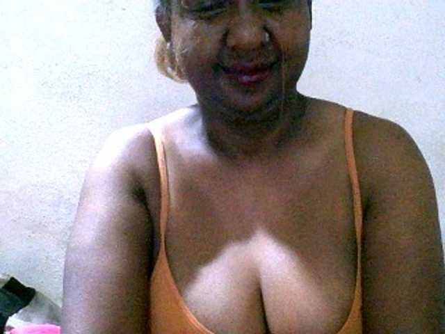 Sylivinaahh on BongaCams 