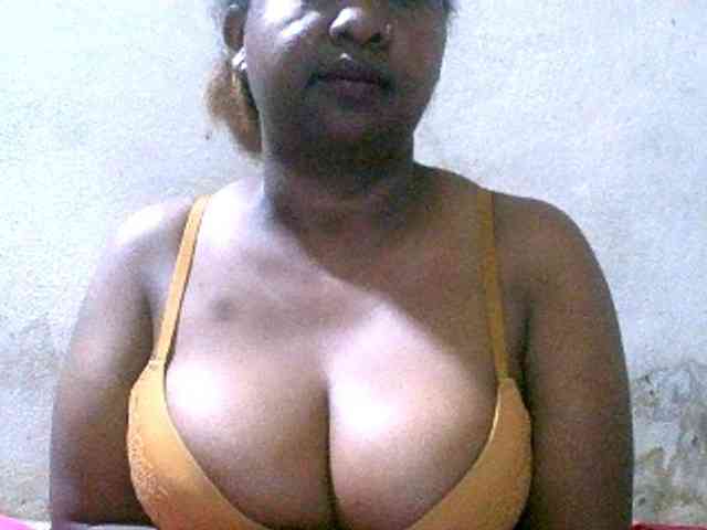 Sylivinaahh webcam