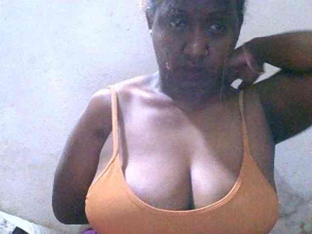 Sylivinaahh webcam