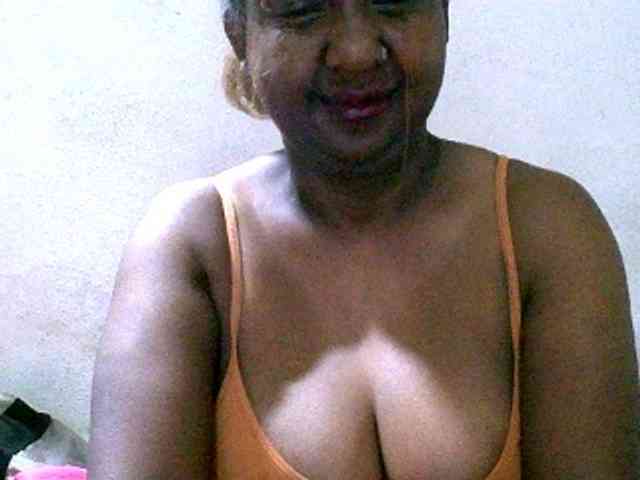 Sylivinaahh webcam