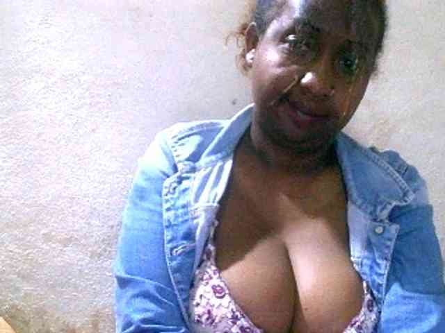 Sylivinaahh webcam