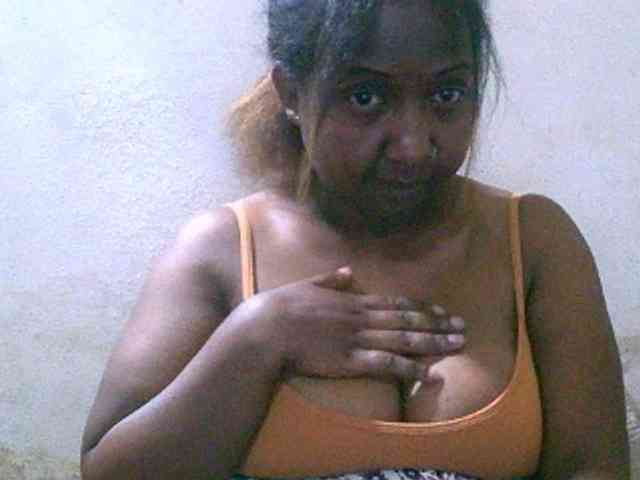 Sylivinaahh webcam