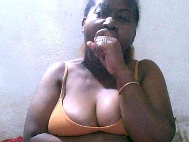 Sylivinaahh webcam