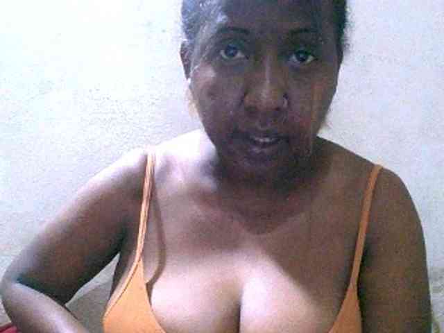 Sylivinaahh webcam