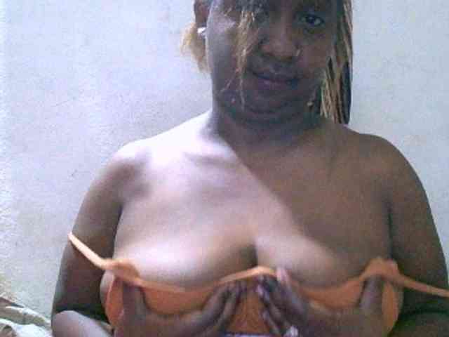 Sylivinaahh webcam