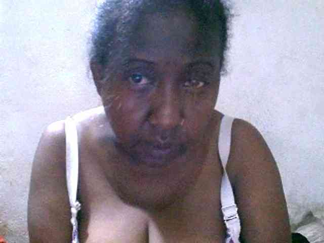 Sylivinaahh webcam