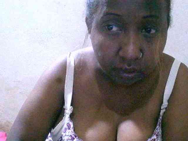 Sylivinaahh webcam