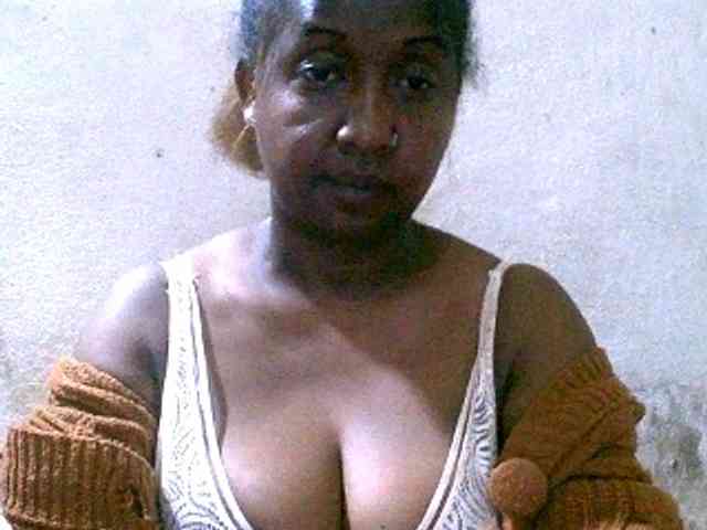 Sylivinaahh webcam