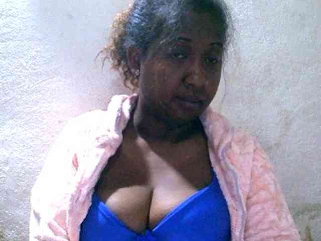 Sylivinaahh webcam