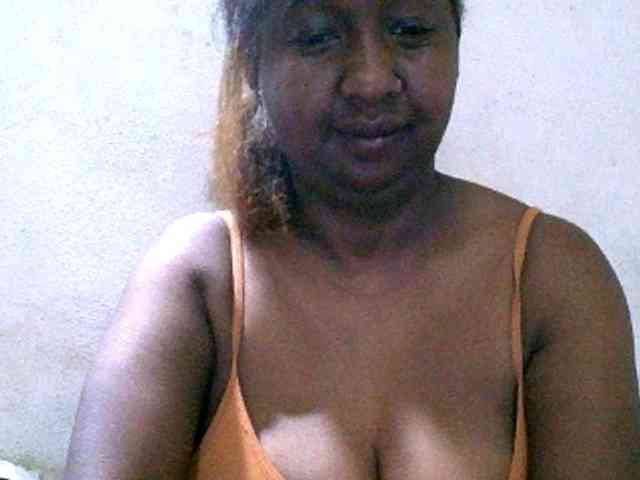 Sylivinaahh webcam