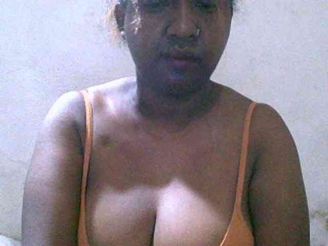 Sylivinaahh webcam