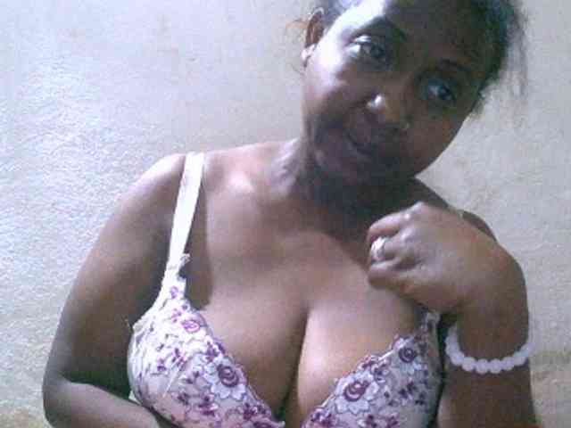 Sylivinaahh webcam