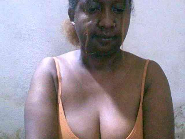 Sylivinaahh webcam