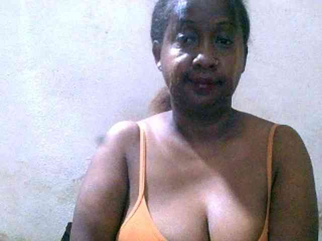 Sylivinaahh webcam