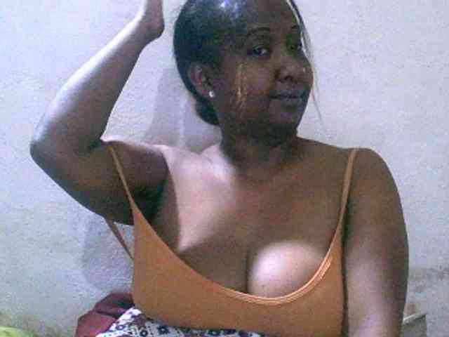 Sylivinaahh webcam
