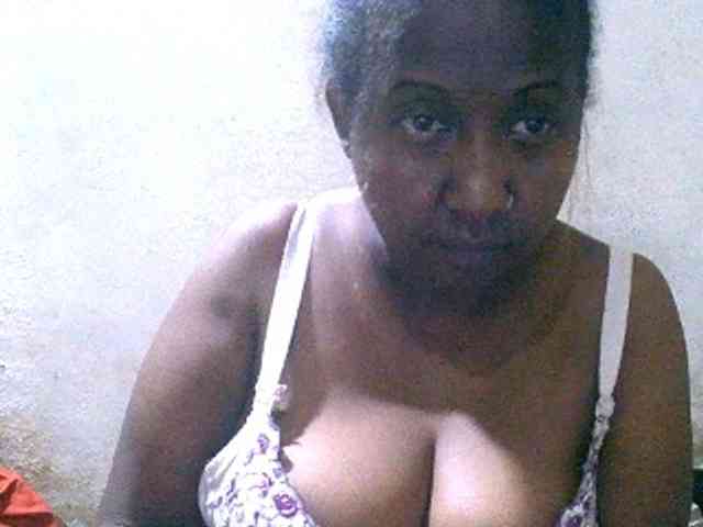 Sylivinaahh webcam