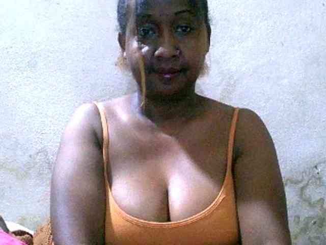 Sylivinaahh webcam