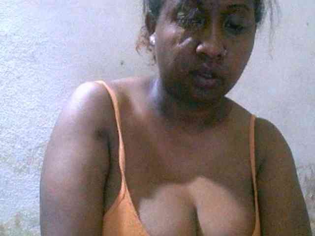 Sylivinaahh webcam