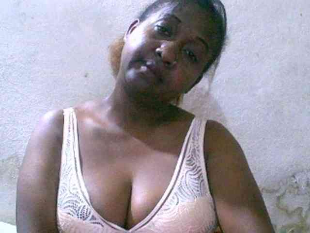 Sylivinaahh webcam