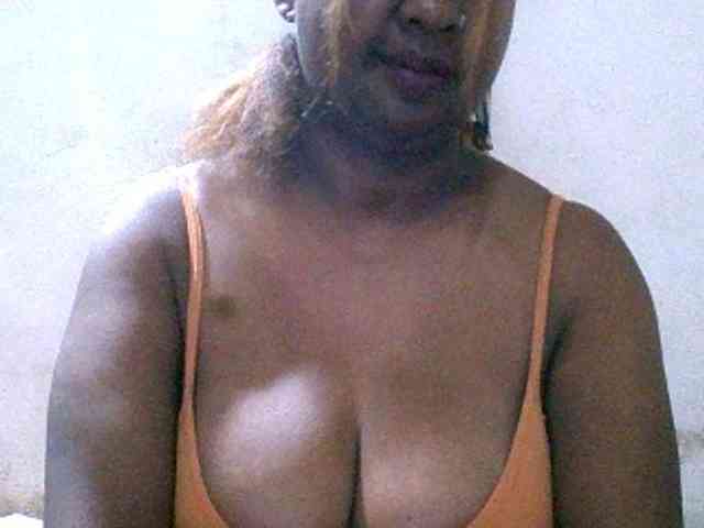 Sylivinaahh webcam