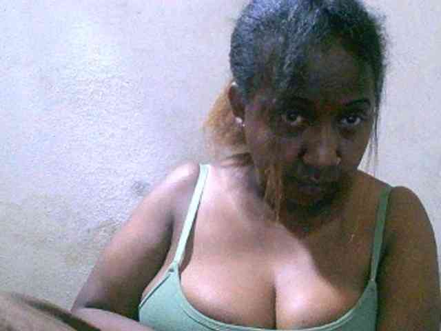 Sylivinaahh webcam