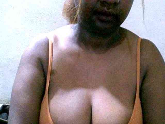 Sylivinaahh webcam