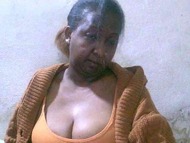 Sylivinaahh webcam