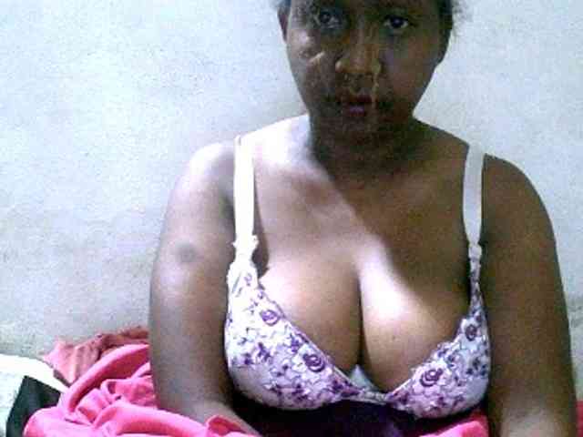 Sylivinaahh webcam