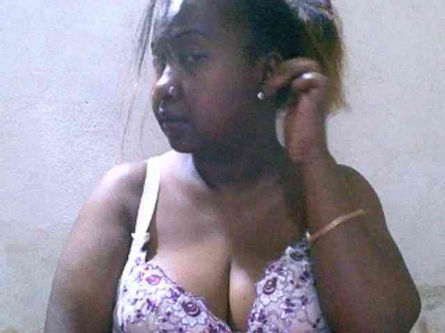 Sylivinaahh webcam
