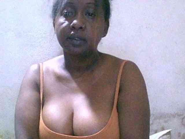 Sylivinaahh webcam