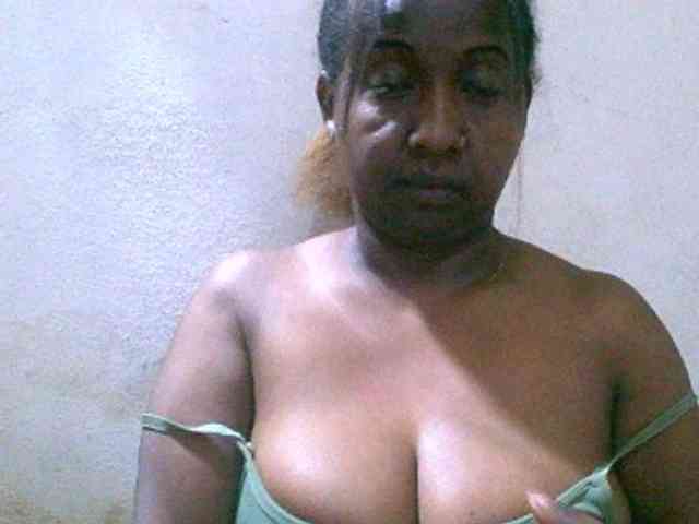 Sylivinaahh webcam