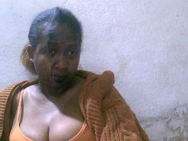 Sylivinaahh webcam