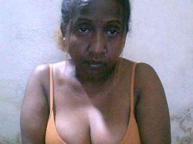 Sylivinaahh webcam