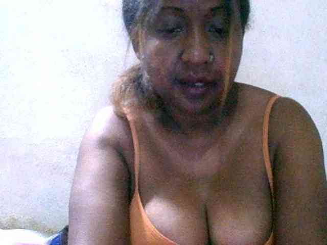 Sylivinaahh webcam