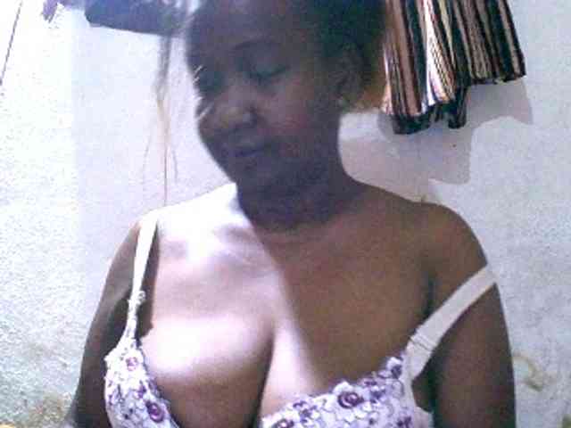 Sylivinaahh webcam