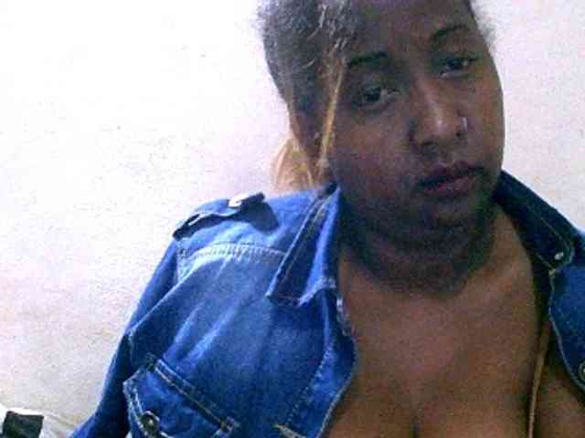 Sylivinaahh webcam