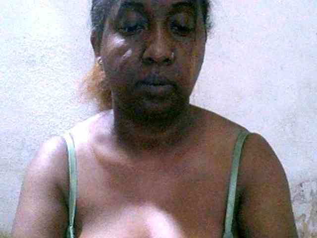 Sylivinaahh webcam
