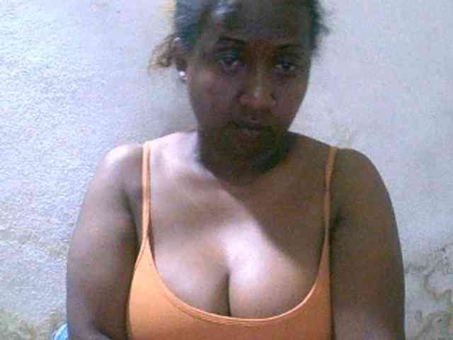 Sylivinaahh webcam