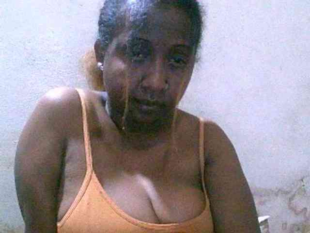 Sylivinaahh webcam