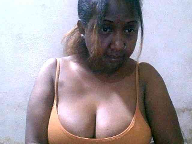 Sylivinaahh webcam