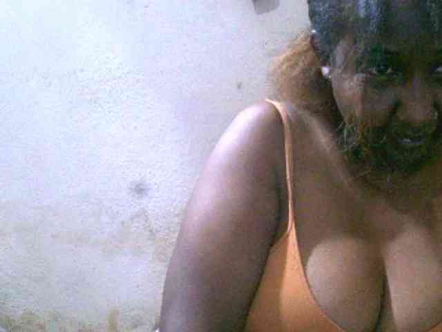 Sylivinaahh webcam