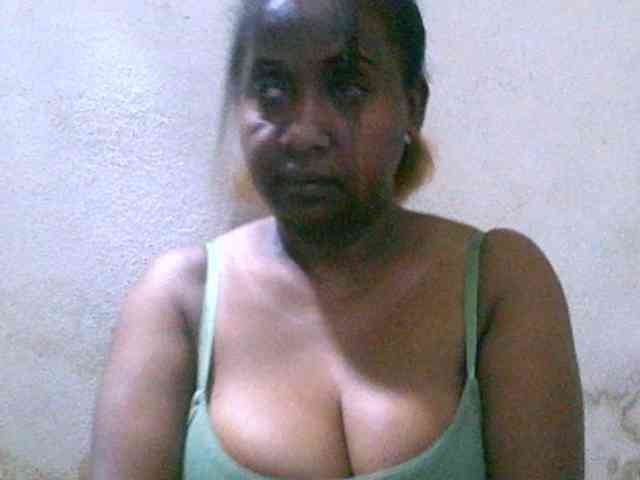 Sylivinaahh webcam