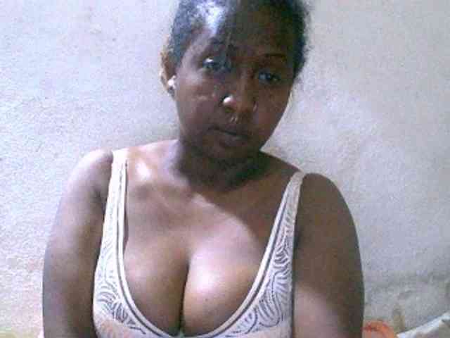 Sylivinaahh webcam