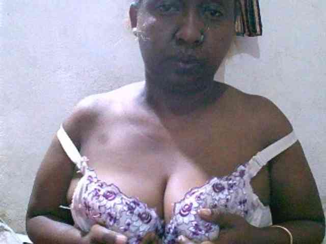 Sylivinaahh webcam